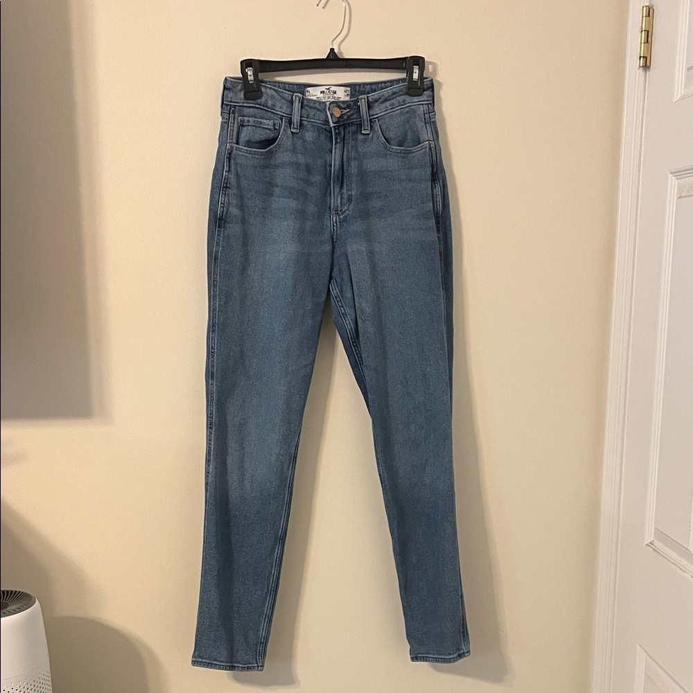 Hollister High Rise Blue Jeans